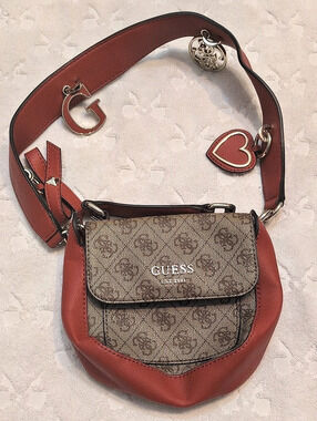 GUESS Crossbody Bag Red & Brown Hearts